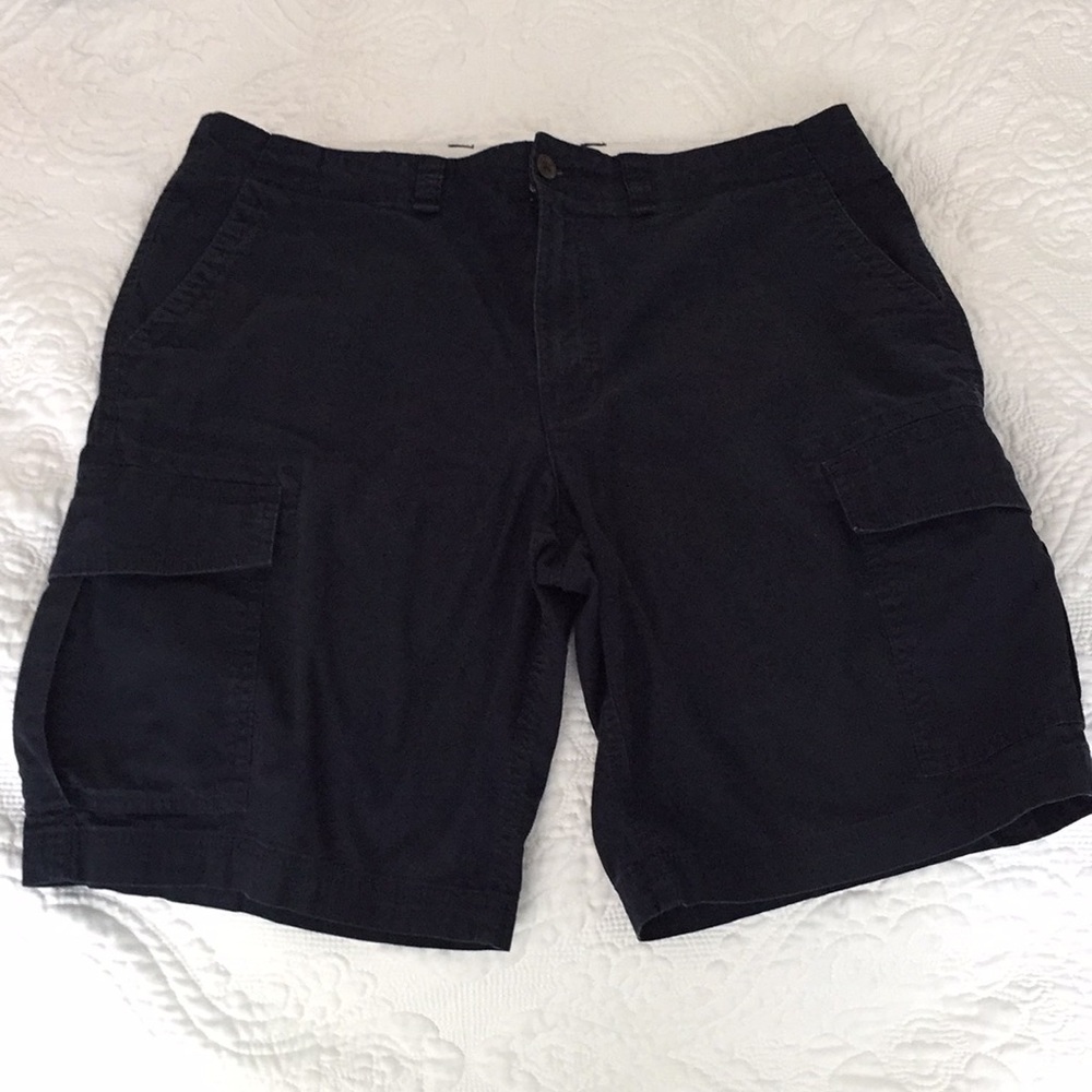 Chaps Men’s Cotton flat front shorts